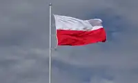 Dzisiaj Dzień Flagi Rzeczypospolitej Polskiej. Znasz zasady prezentowania flagi?