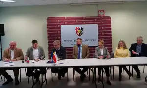 Podpisanie umowy na kompleksową termomodernizację Zespołu Szkół Technicznych i Przyrodniczych