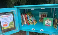 Czytaj, wymieniaj, baw się. Przedszkole nr 1 zaprasza do biblioteczki plenerowej