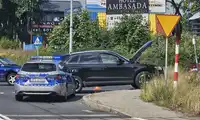 Kolejny wypadek na skrzyżowaniu Cieszkowskiego i Modłowej. Jedna osoba poszkodowana