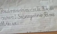 Czasem wystarczy kilka słów dziecka, by świat zrobił się lepszy. Zobacz, co napisała 8-latka do Klekusiowa!