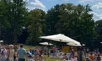 Wodne szaleństwo w Bolesławcu! Nowe baseny przyciągają tłumy – dzieci zachwycone, dorośli zrelaksowani [WIDEO]