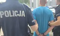 Awantura domowa w gminie Osiecznica. 31-latek z zarzutem znęcania się nad ojcem