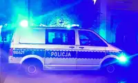 Bolesławiec: Incydent z gazem po otwarciu stadionu. Interweniowała policja i pogotowie. Woń alkoholu od poszkodowanego