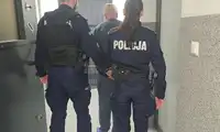 Policjanci po służbie zatrzymali złodzieja w markecie z łupem wartym prawie 4 tysiące złotych