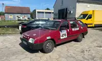Wesprzyj zbiórkę rajdu Złombol za reklamę na Skodzie Forman