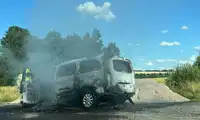  Dramat na drodze – spłonął bus, na szczęście nikomu nic się nie stało