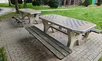 Radny chce likwidacji stolików szachowych! "Młodzież tam imprezuje". Znamy odpowiedź władz miasta!