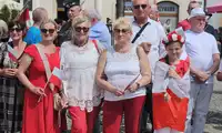 Duma i patriotyzm w Bolesławcu – uroczyste obchody Dnia Flagi
