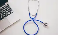 Leczenie otyłości a wizyta u obesitologa online: jak wygląda leczenie?
