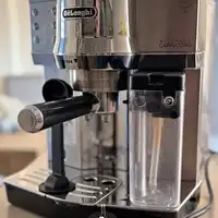 Ekspres do kawy DeLonghi Kolanowy EC850M