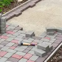 Pomocnik Brukarza Szuka Pracy 