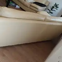 Sofy skórzane 3 osobowe 2szt oddam za darmo