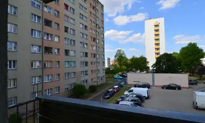 Mieszkanie dwupokojowe z balkonem i ogrzew. miejskim na wynajem