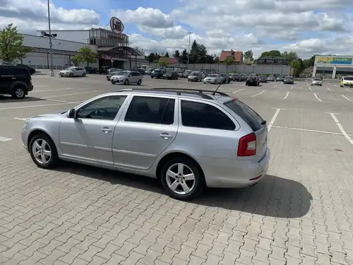 Skoda Octavia Diesel Climatronik  Bogate Wyposażenie Zarejestrowana 