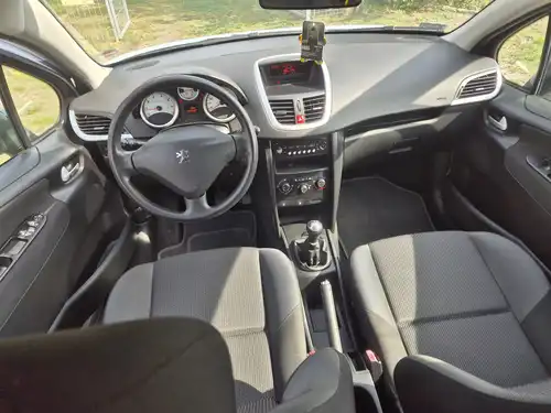 Peugeot 207 LIFT!2010rok!1.4 Benzyna! 164tys! Klimatyzacja! Zadbany!