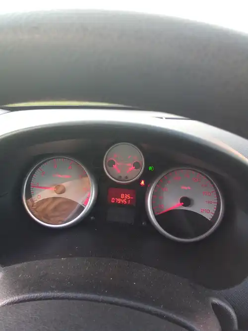 Peugeot 206+plus rok 2010 z przebiegiem 79451 km