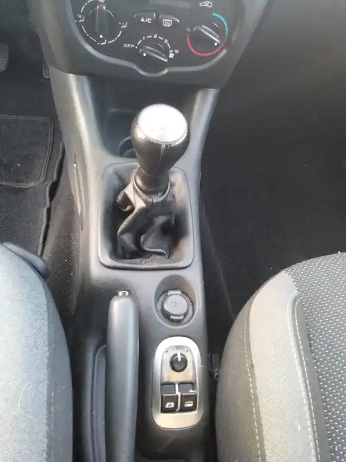 Peugeot 206+plus rok 2010 z przebiegiem 79451 km