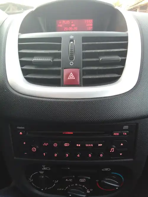 Peugeot 206+plus rok 2010 z przebiegiem 79451 km