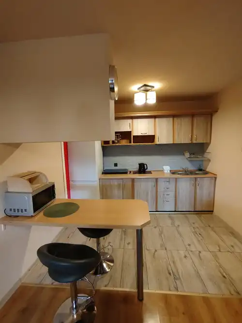 Mieszkanie 38m2 z piwnicą/blok/4 piętro WYNAJMĘ 