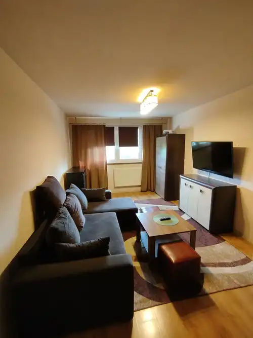 Mieszkanie 38m2 z piwnicą/blok/4 piętro WYNAJMĘ 
