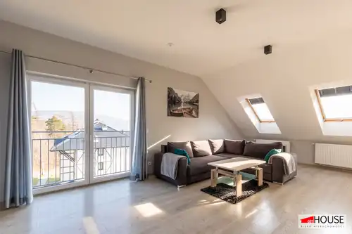 Apartament z panoramą gór+3 balkony+miejsce postojowe w garażu-Świeradów Zdrój