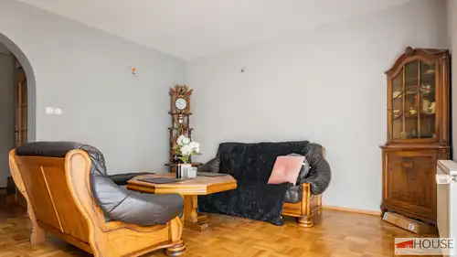 Dom na Osiedlu Kwiatowym- 130 m2 + garaż+ ogród