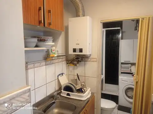 Kawalerka do wynajęcia w centrum  1200 + 450 zł czynsz  umeblowana 