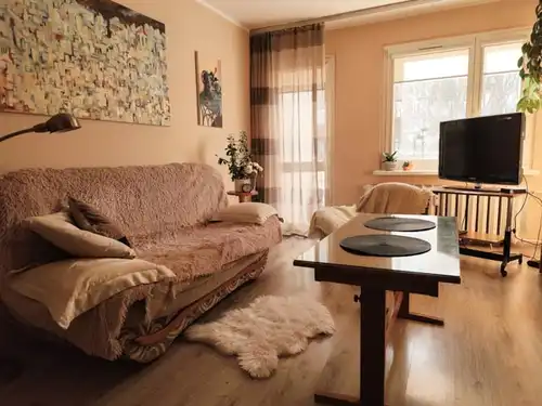 3-pokojowe mieszkanie na parterze z balkonem i piwnicą 
