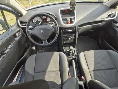 Peugeot 207 LIFT!2010rok!1.4 75KM!Benzyna!164tys! Klimatyzacja!Zadbany