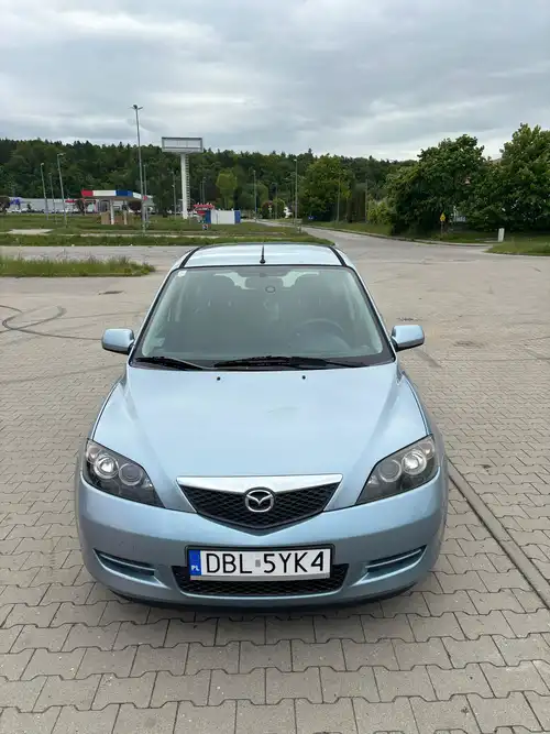 Sprzedam  Mazde 