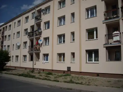jednopokojowe mieszkanie w centrum Bolesławca przy ul. Piotra i Pawła . 