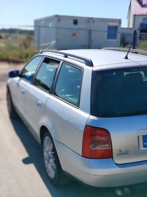 AUDI A4 AVANT 2001R 1.9 TDI 115KM