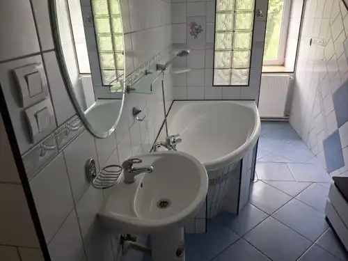 Posiadam   mieszkanie 2 pokoj . do wynajęcia 