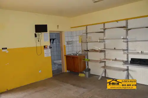 Lokal z możliwością przekształcenia na dom, działka 2880m2 
