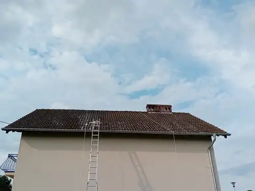 Mycie, malowanie, impregnacja.